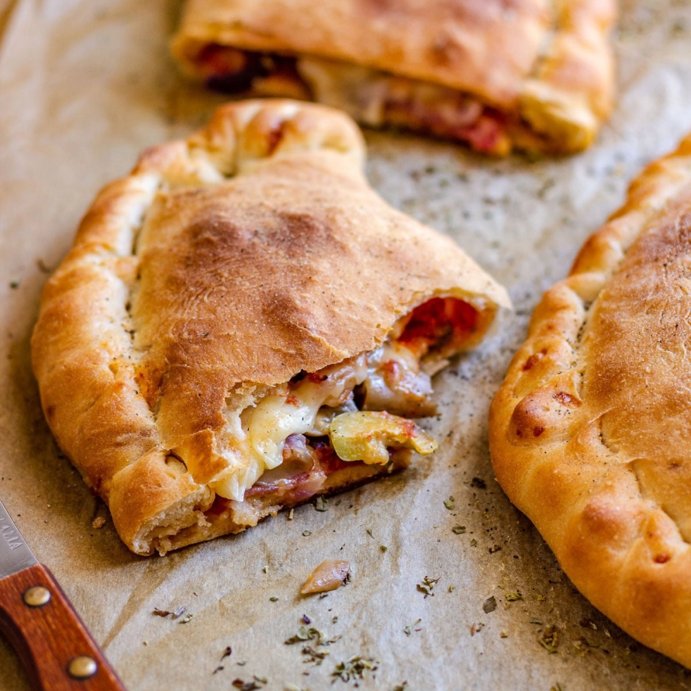 CALZONES